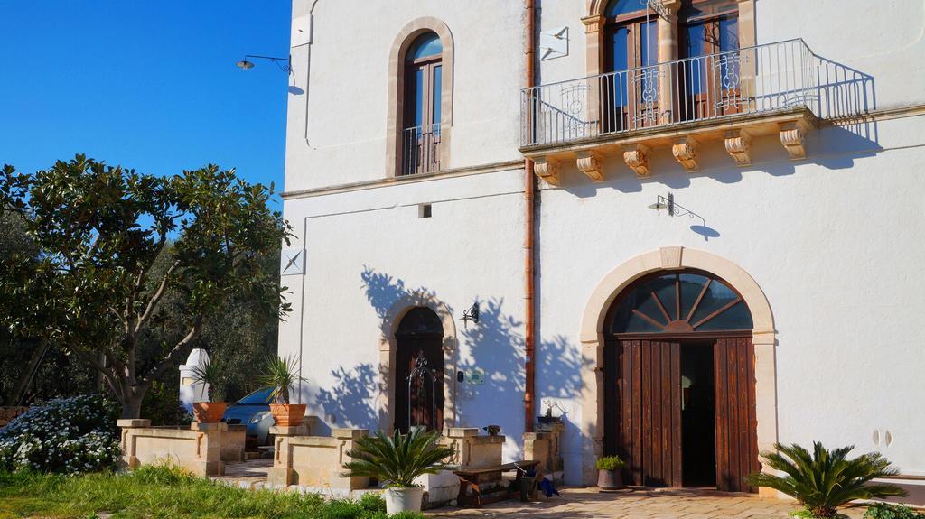 Antica Masseria Carparelli Vendégház Ostuni Kültér fotó