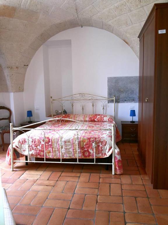 Antica Masseria Carparelli Vendégház Ostuni Kültér fotó